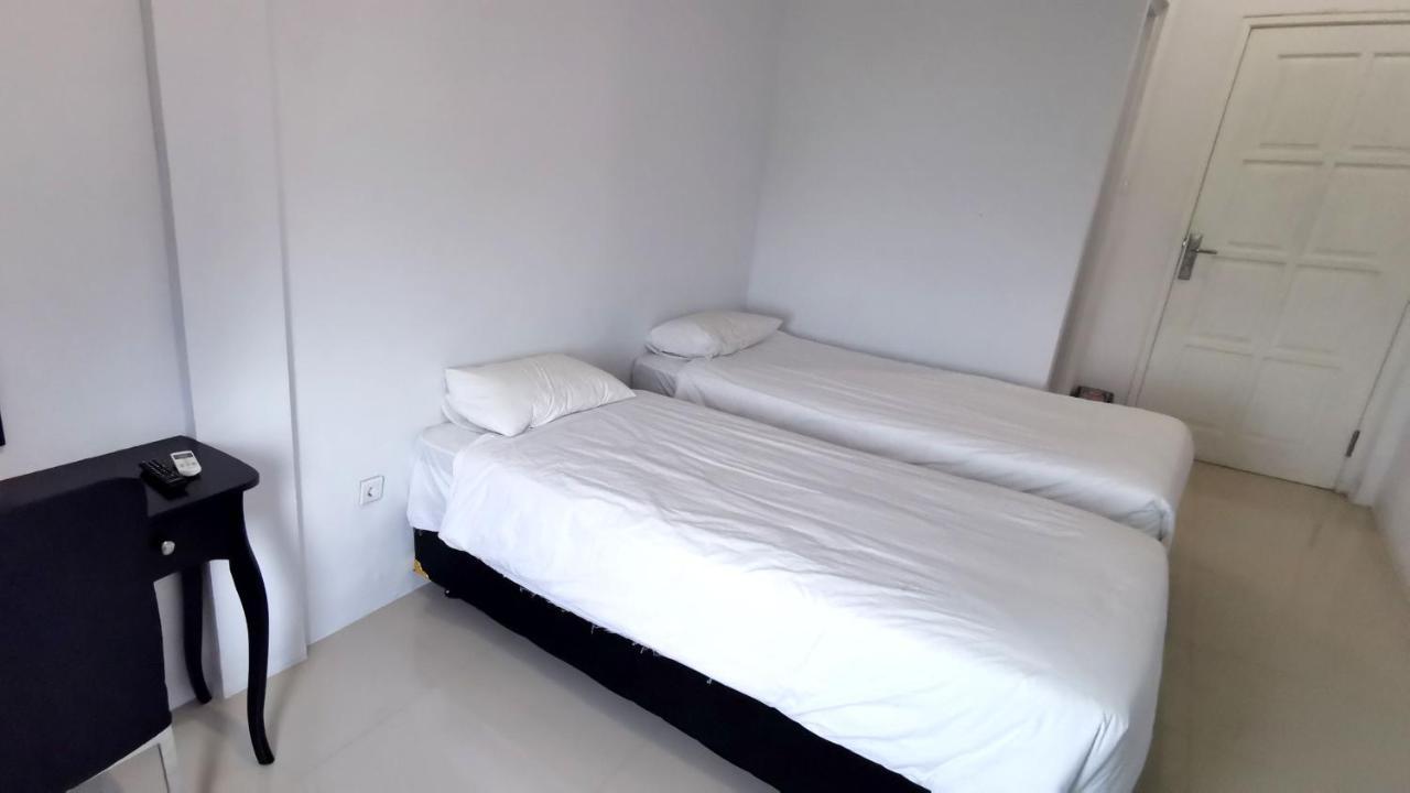 Hotel Aqiilah Syariah Lamongan Dış mekan fotoğraf