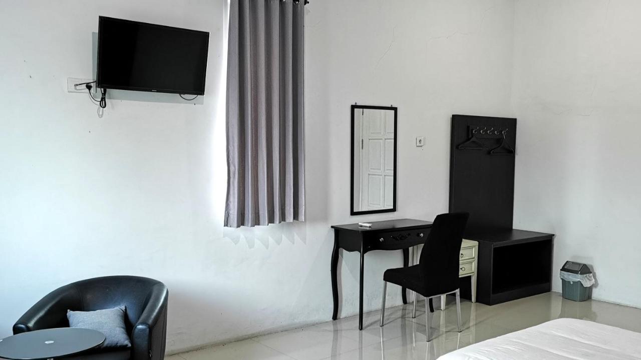 Hotel Aqiilah Syariah Lamongan Dış mekan fotoğraf